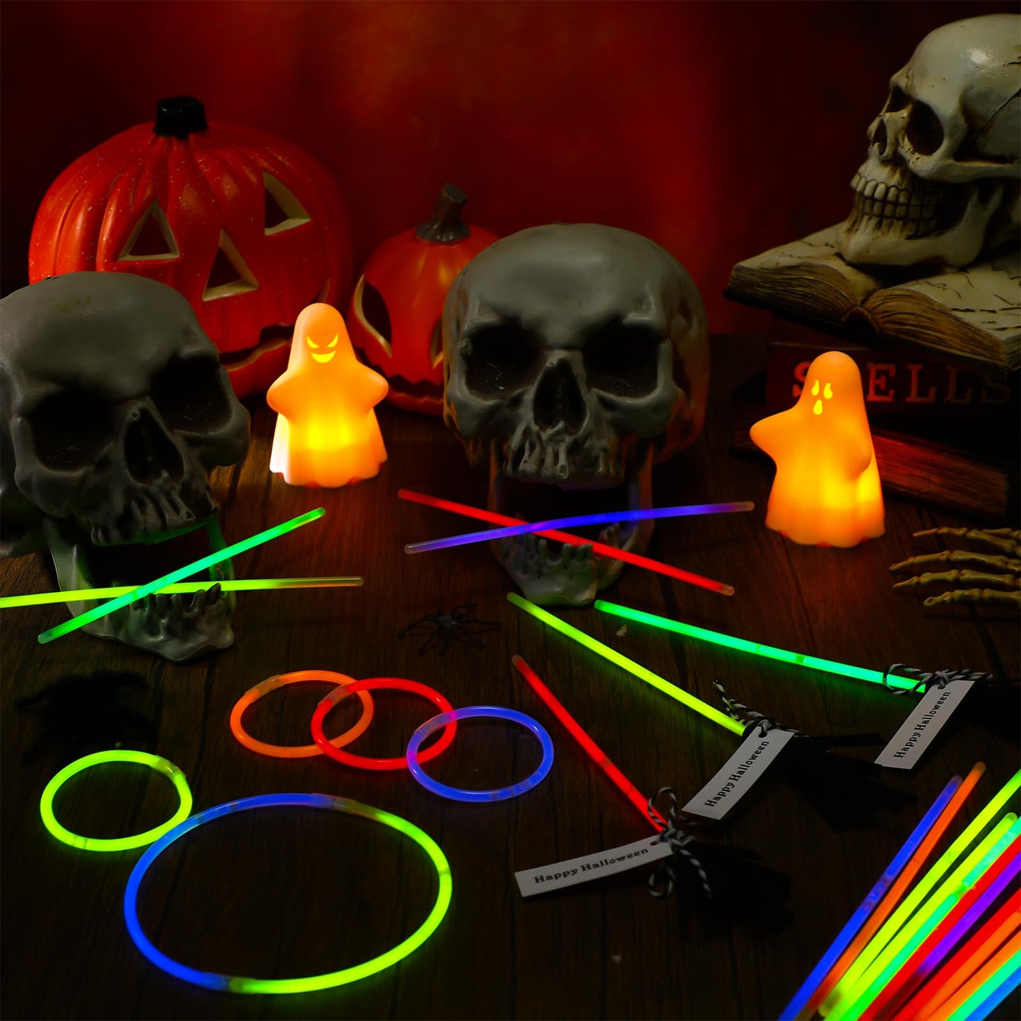 JellyArch 100 Set Halloween Glow Sticks Bulk Party Favors for Trick or Treat Glow in Dark Party Supplies Light Up Sticks with Cards for Halloween Decoration Goodie Bag Filler Basket Stuffers