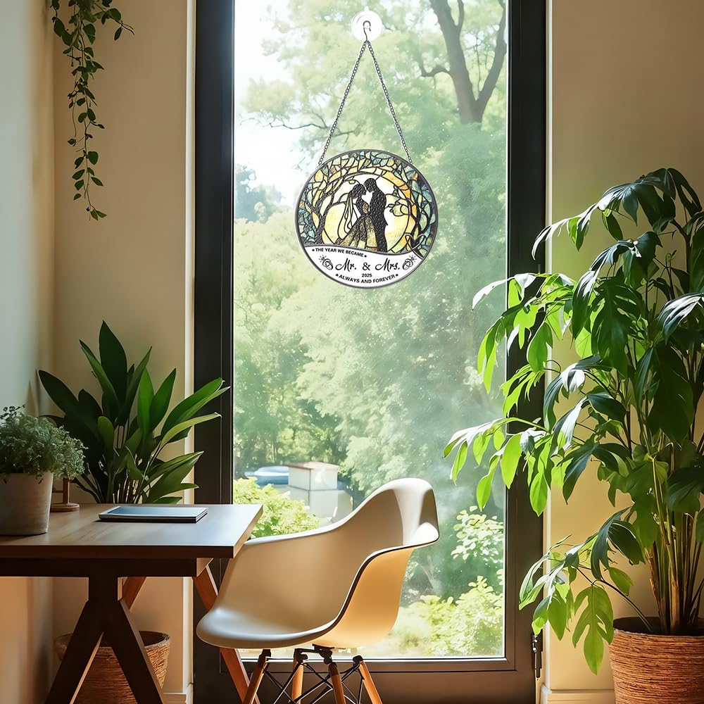 Stained Glass Suncatcher - Mr & Mrs 2025 Wedding Keepsake, Wedding Anniversary Keepsake, Bridal Shower Gift for Newlyweds,Suncatchers for Windows Hanging - Bride's Home Decoration or Ceremony Souvenir