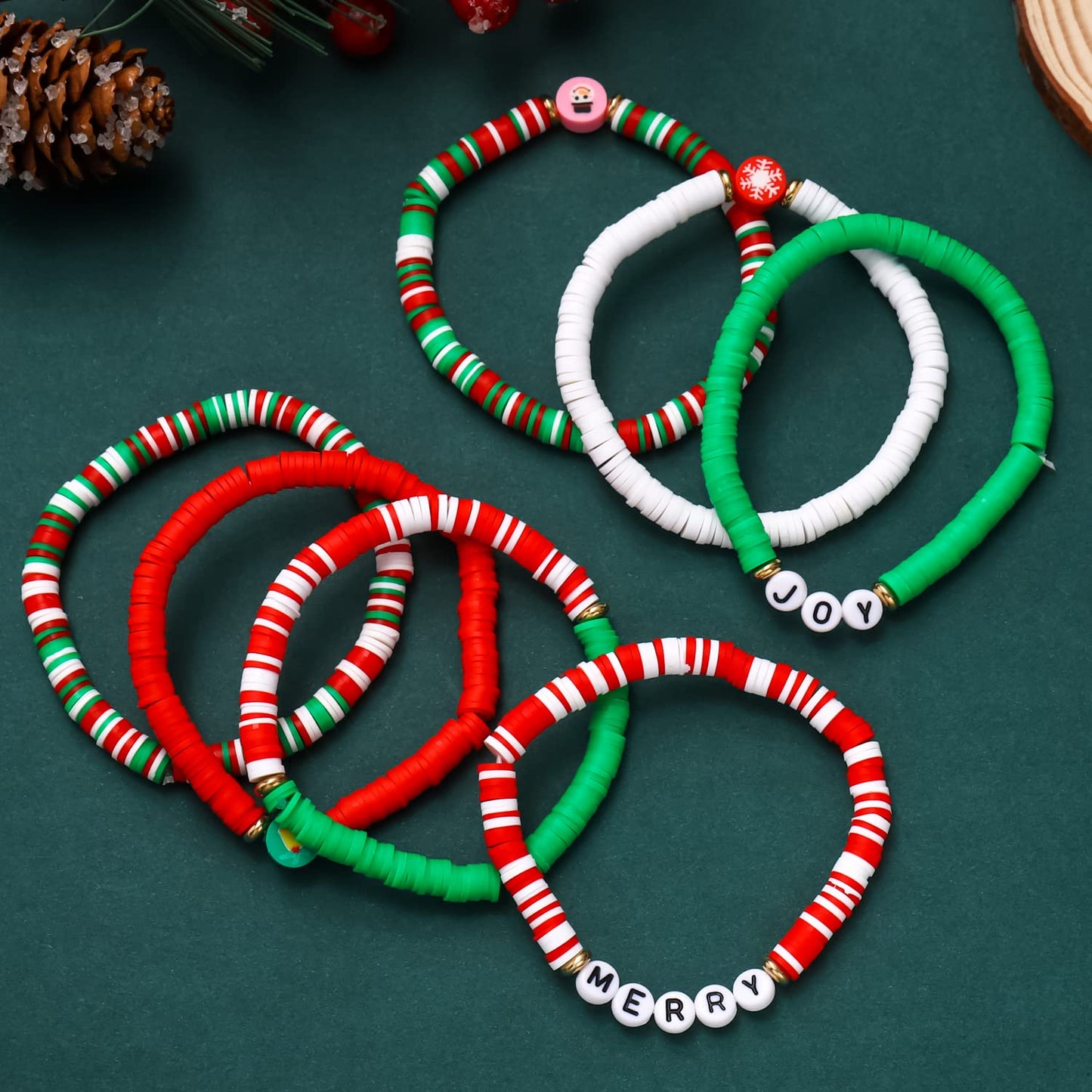 FAERLIIRY Christmas Beaded Bracelets Heishi Surfer Bracelets for Women MERRY JOY Xmas Polymer Clay Stretch Bracelets Stackable D