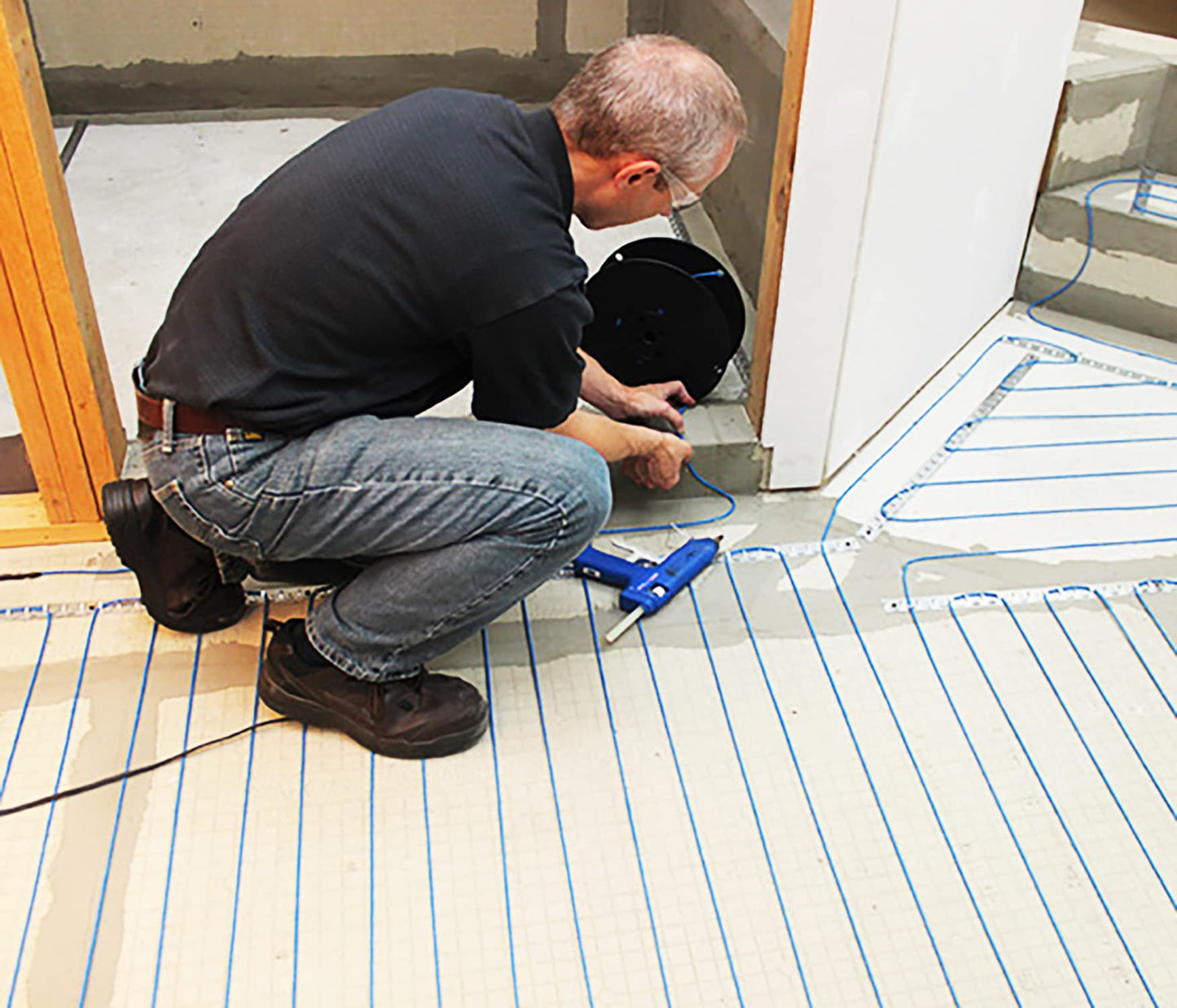SunTouch ConnectPlus WarmWire Under Floor Heating Kit with Cable, Sensor, SunStat Voice-Activated WiFi Thermostat, 160 Sq Ft with 3" Spacing, 240V, Installs Over Plywood, Backer Board, Concrete Slab