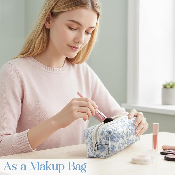 Paterr Aesthetic Floral Makeup Bag Travel Cosmetic Bag for Women Gift Christmas Portable Quilted Makeup Pouch Cotton Pencil Case Kawaii Cute Toiletry Organizer Case for Women Girls(Blue Floral)