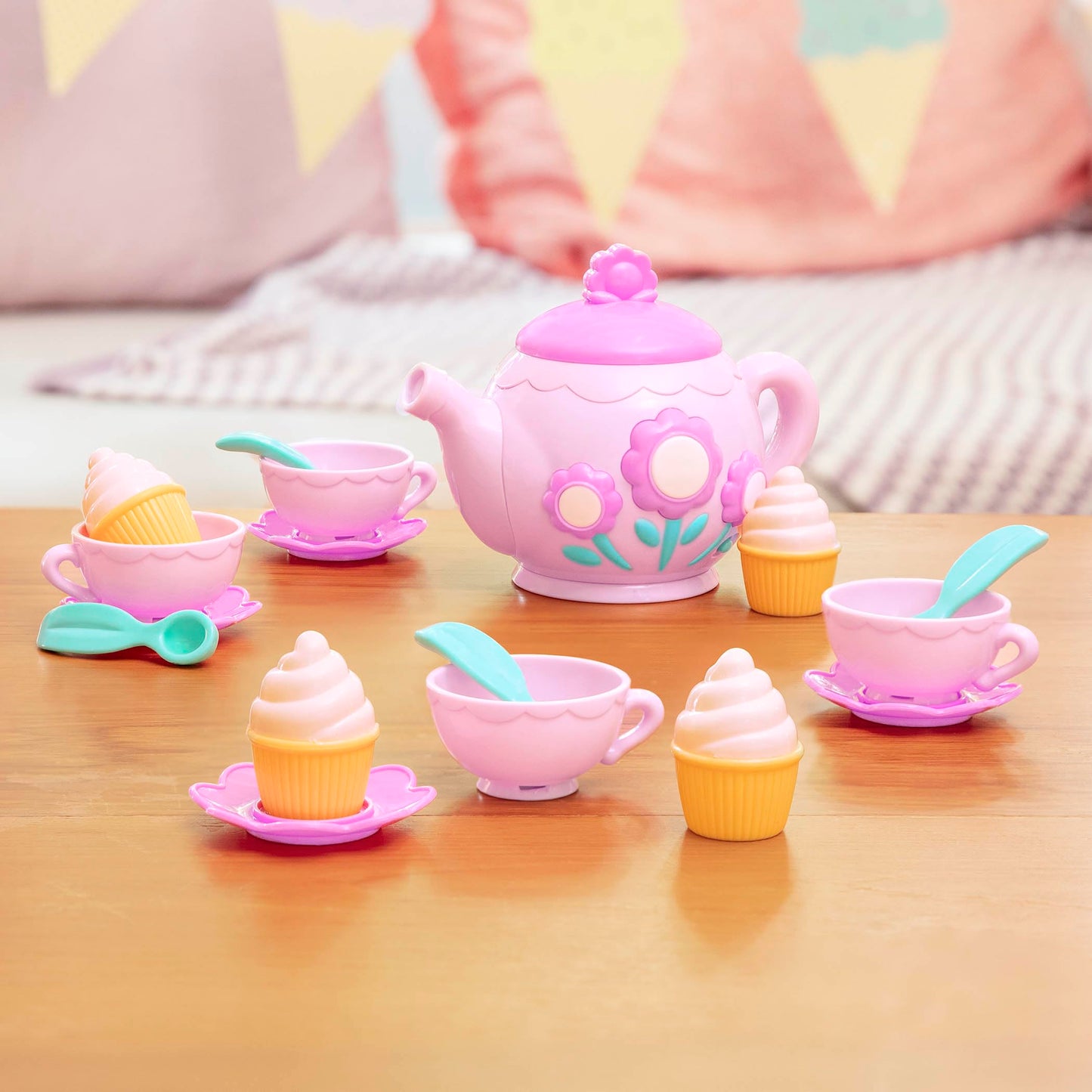 Battat – Play Circle – Singing Teapot – Toy Food – Pretend Play – Kitchen Set – 3+ Years(17 Pieces)