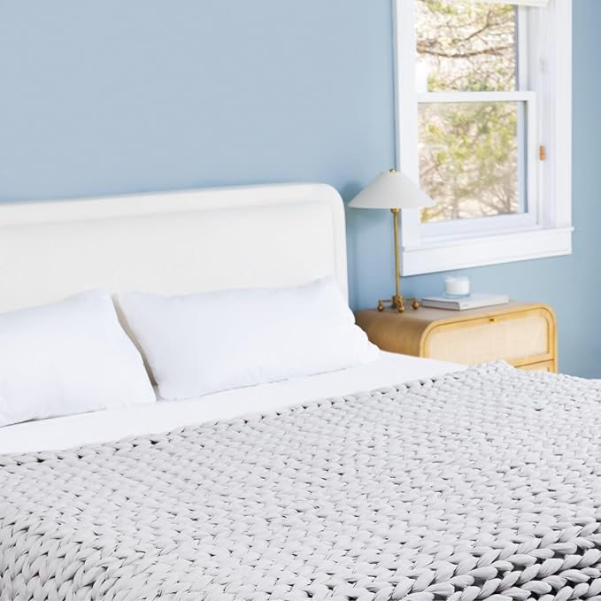 Bearaby Weighted Hugger Blanket 20 lbs Queen Size (60"x80") – Moonstone Grey Blanket Recycled Polyester – Eco-Friendly, Heavy Throw for Adults – Soft, Breathable, Sustainable Comfort