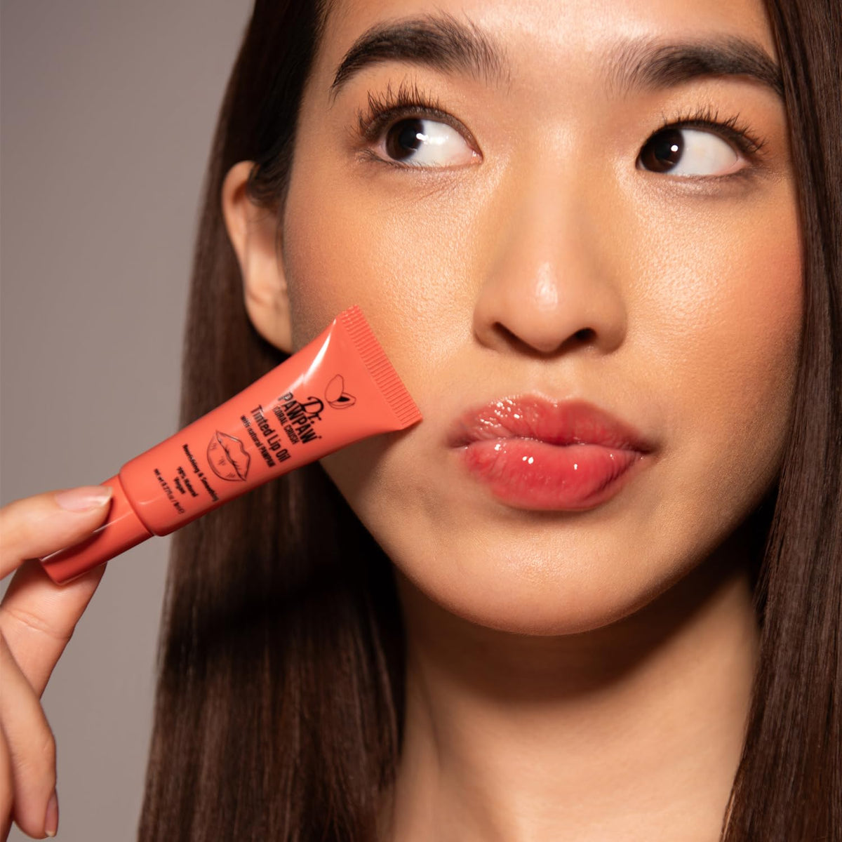 Dr. PawPaw Tinted Lip Oil - Nourishing Lip Oil for Women - Paw Paw, Aloe Vera, Castor and Olive Extracts - Glossy Finish - Coral