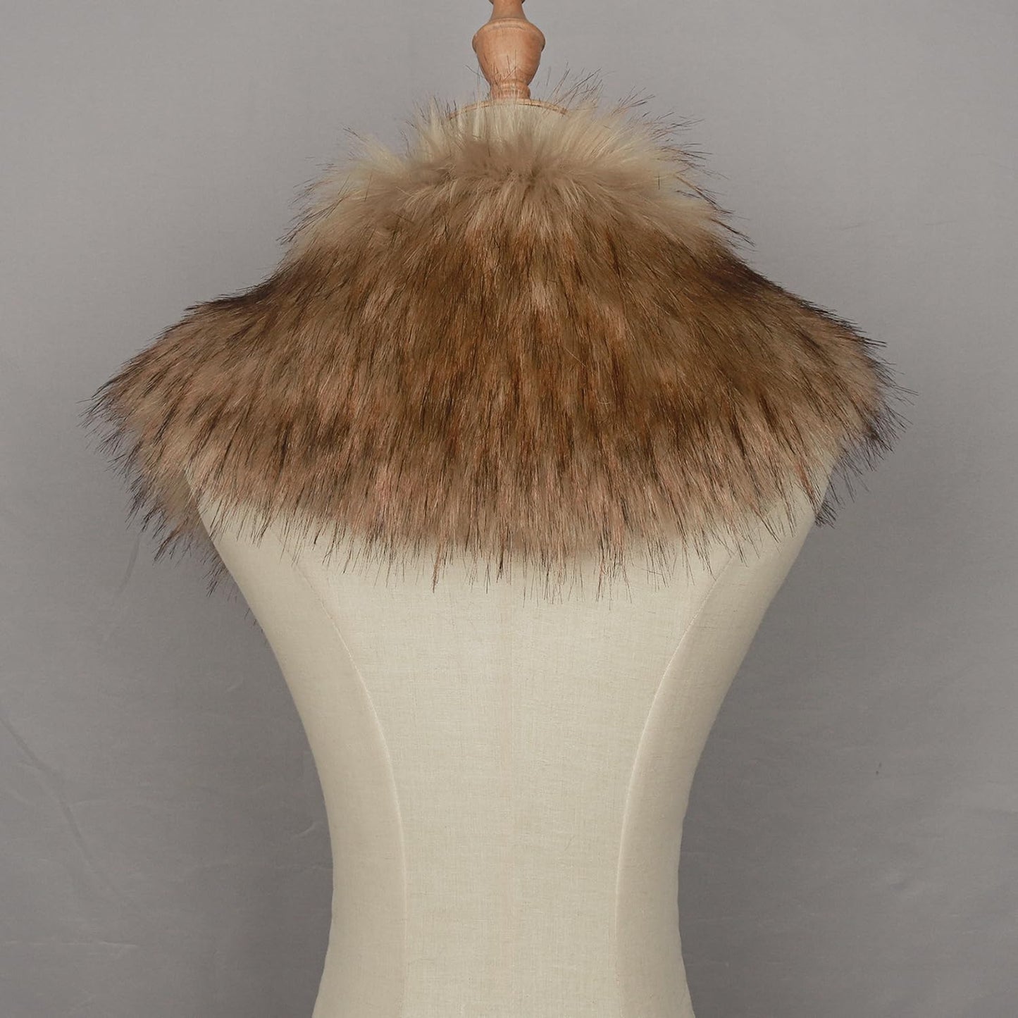 L'VOW Viking Faux Fur Collar Shawl Shoulder Fur Wrap Scarf Warrior Pirate Cosplay Costume Halloween Accessory for Women(Brown)