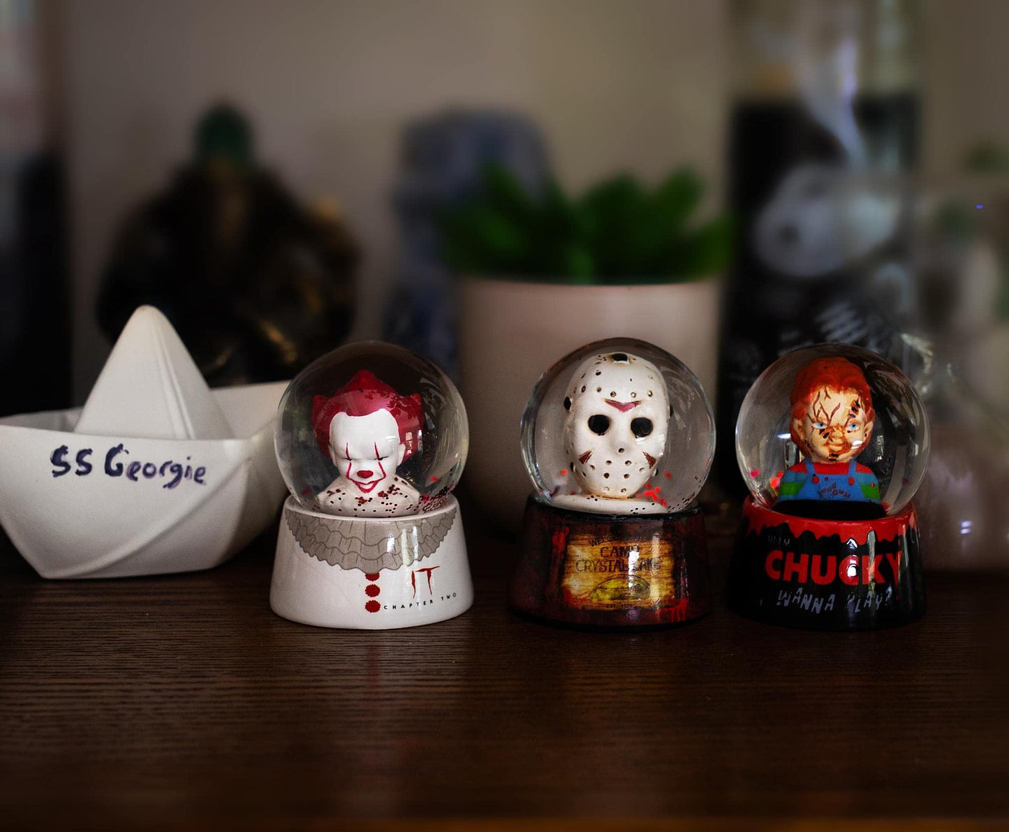 Toynk Child's Play Chucky Wanna Play? 3-Inch Mini Snow Globe with Swirling Glitter Display Piece | Horror Movie Collectible Keepsake, Red, (CK1320JS)