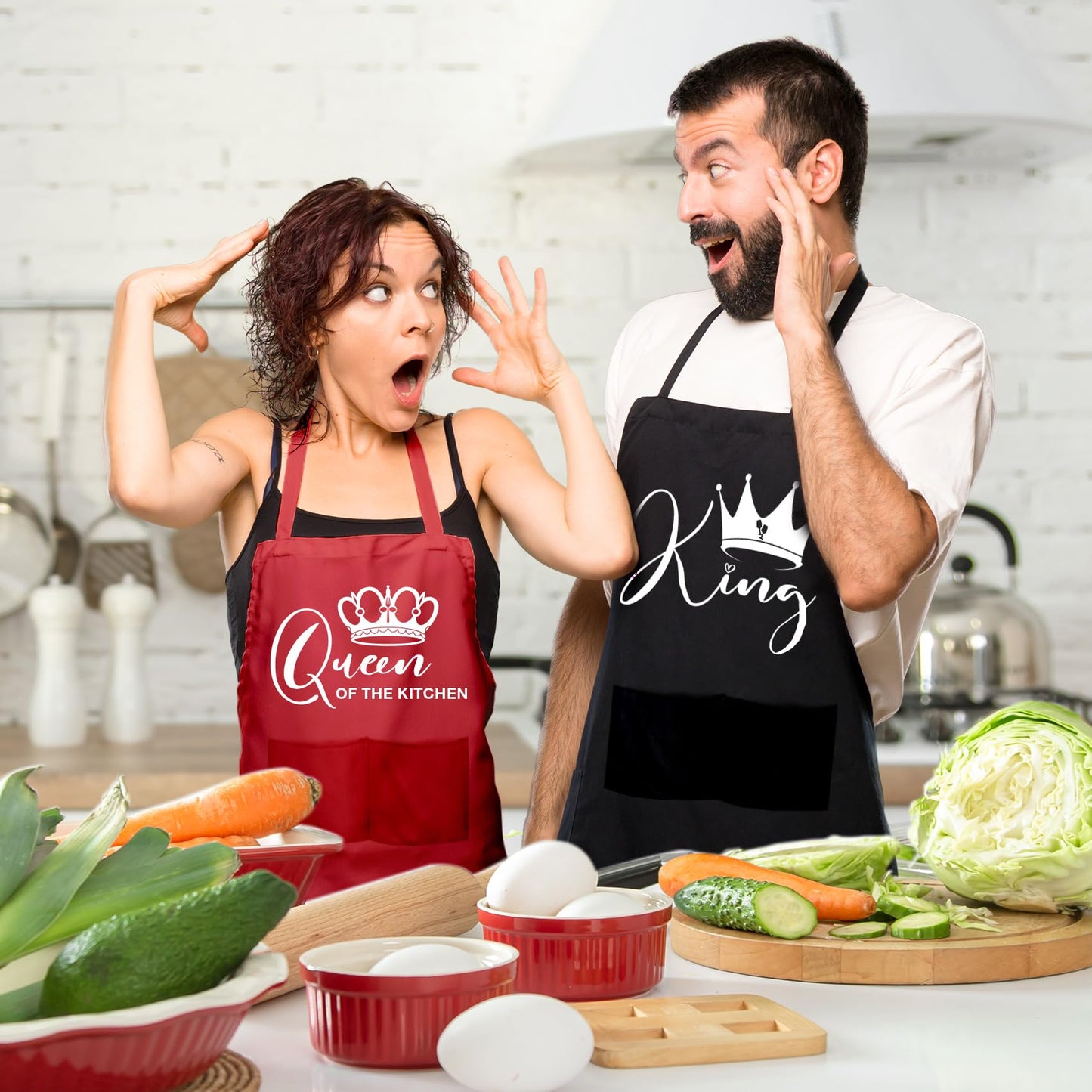 OARSE King Queen Apron Set Couple Aprons for Valentine's Day gifts His and Her Aprons for Couples