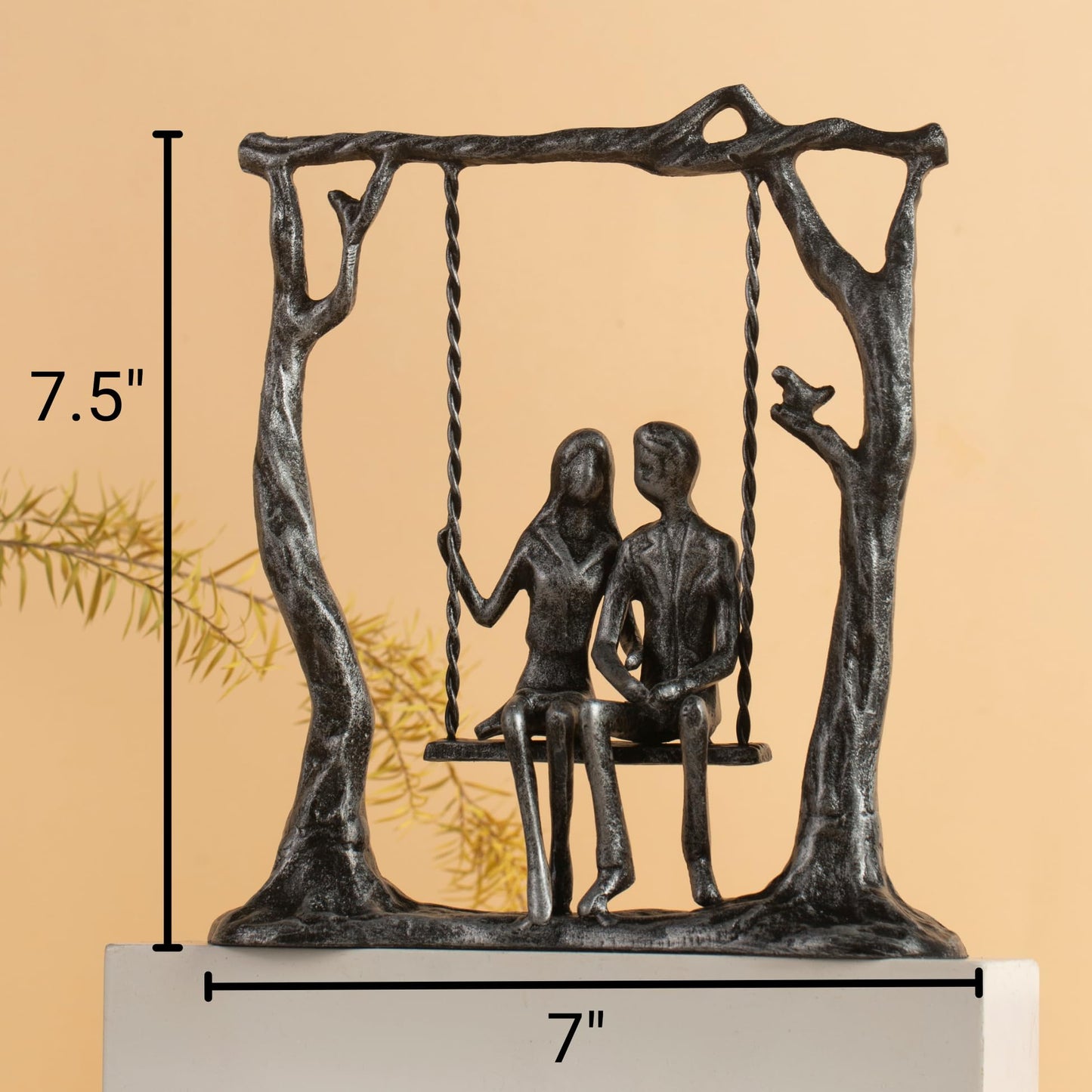 SENNESY 6th Anniversary Iron Sculpture Gift – Romantic Couple Statue for Her, Handcrafted Black Metal Decor – Wedding, Valentine’s, Birthday Keepsake