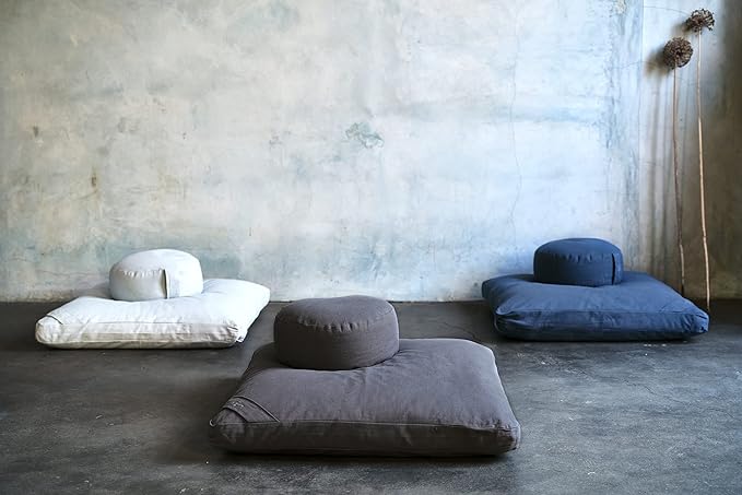 Organic Round Meditation Cushion by renoo - Durable Comfortable Cotton, Linen, Hemp - Modern Zafu - Buckwheat Floor Pillow Yoga Bolster in 15 Colors Removable Cover - 15 inches - Teal