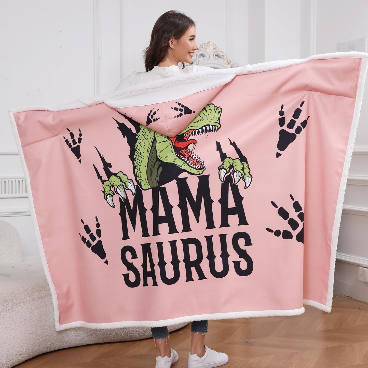REFTTENW Mom Birthday Gifts, Gifts for Mom from Son Daughter, Mama Blanket Hoodie