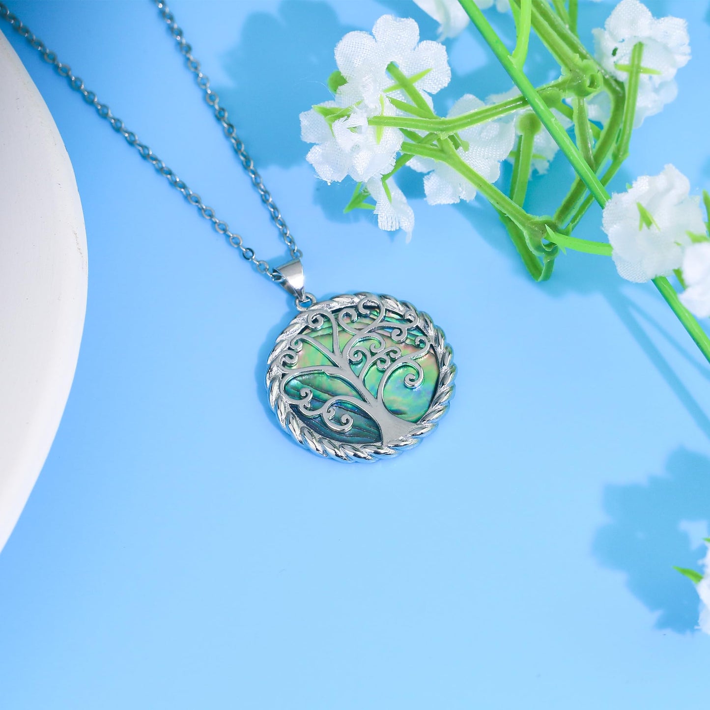 SmileBelle Gifts for Grandma Necklace Tree of Life Necklace as Christmas Gifts for Nana from Grandkids, Generations Necklace for Granny Birthday Gift from Granddaughter, NaNa Gift Ideas for Grammy