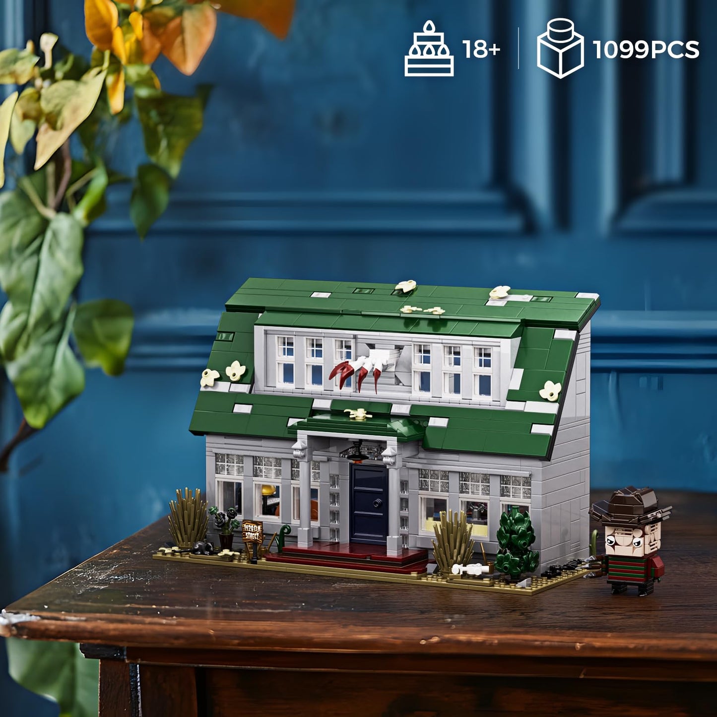 Nightmare Building House Set on Elm Street, Horror Movie Figure & Haunted House Building Blocks, Creative Collectible Decoration Building Toy Halloween Present for Friends and Fans (1099 Pieces)