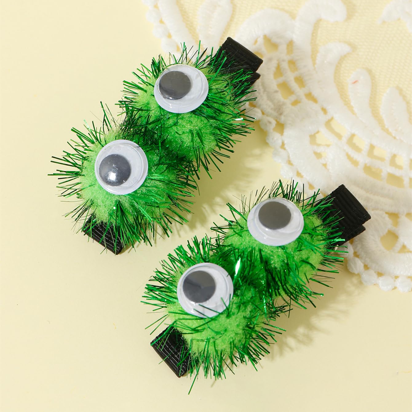 Halloween Hair Clips, Girls Cute Green Eyes Cheer Pompom Barrettes,Handmade Alligator Hairpins, Kids Costume Party Favor Gothic