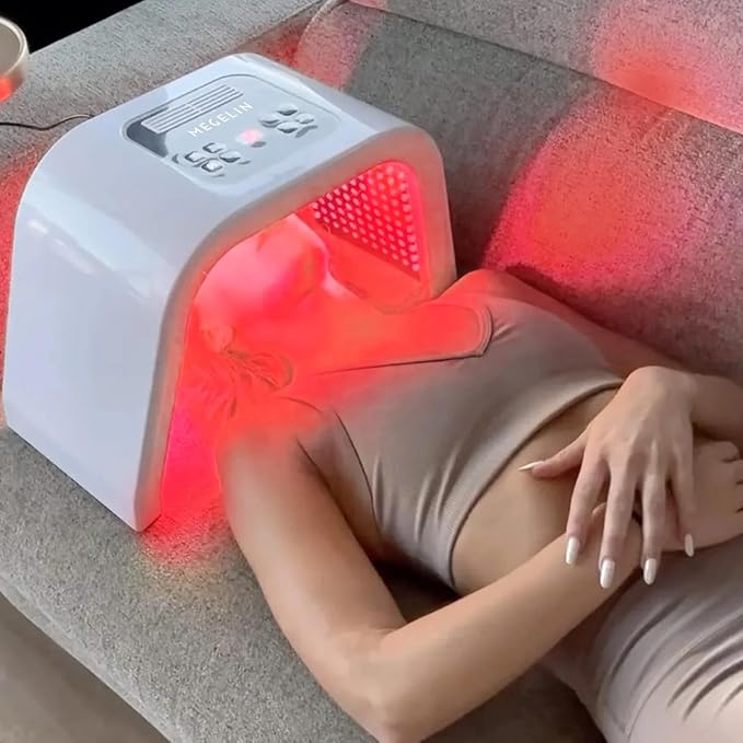 MEGELIN led Light Therapy Machine and 2 * Essence Mask at Home