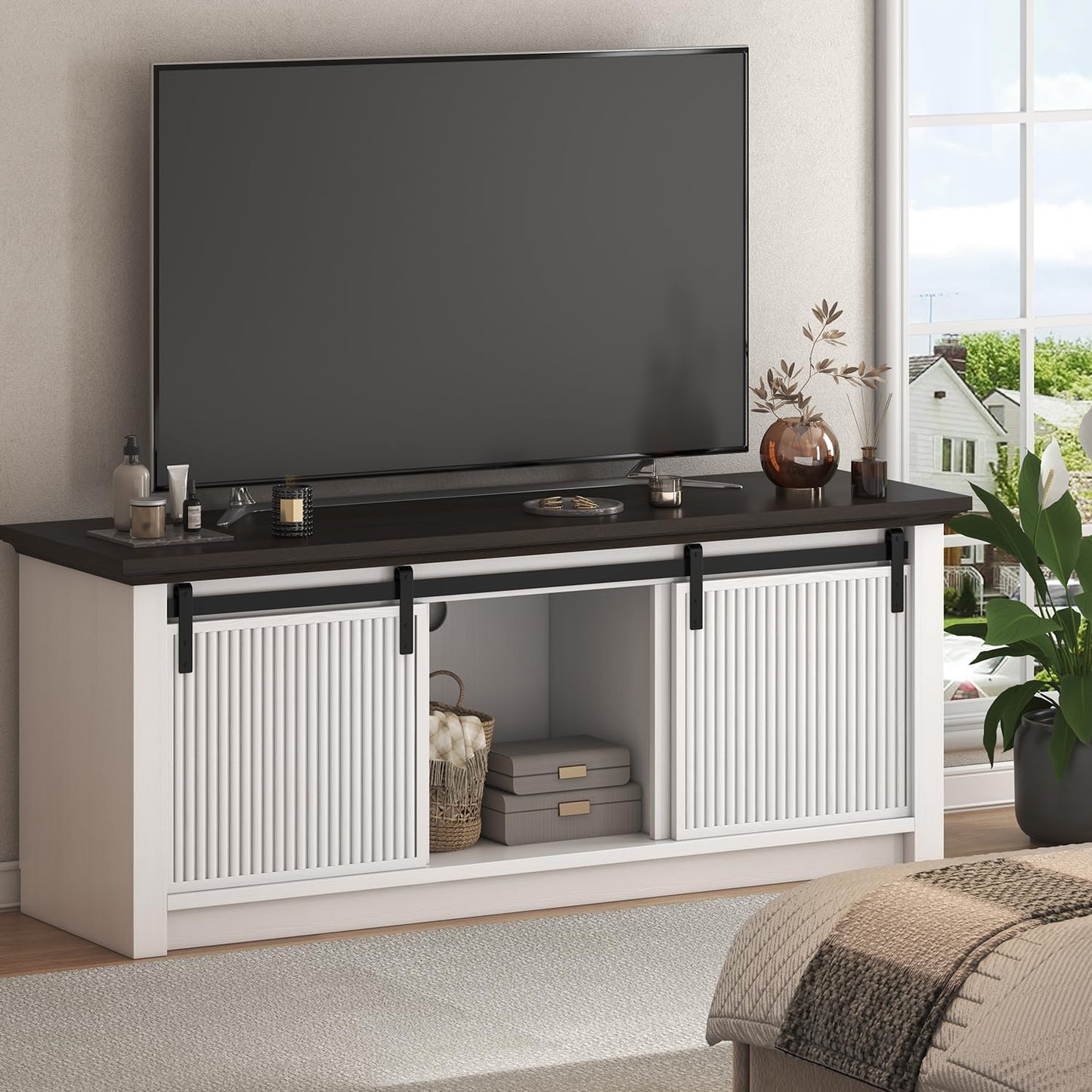UNIQUITE TV Stand for 60 Inch TV, Fluted Modern Entertainment Center with Sliding Door and Storage Cabinets, TV Console for Living Room & Bedroom (White)