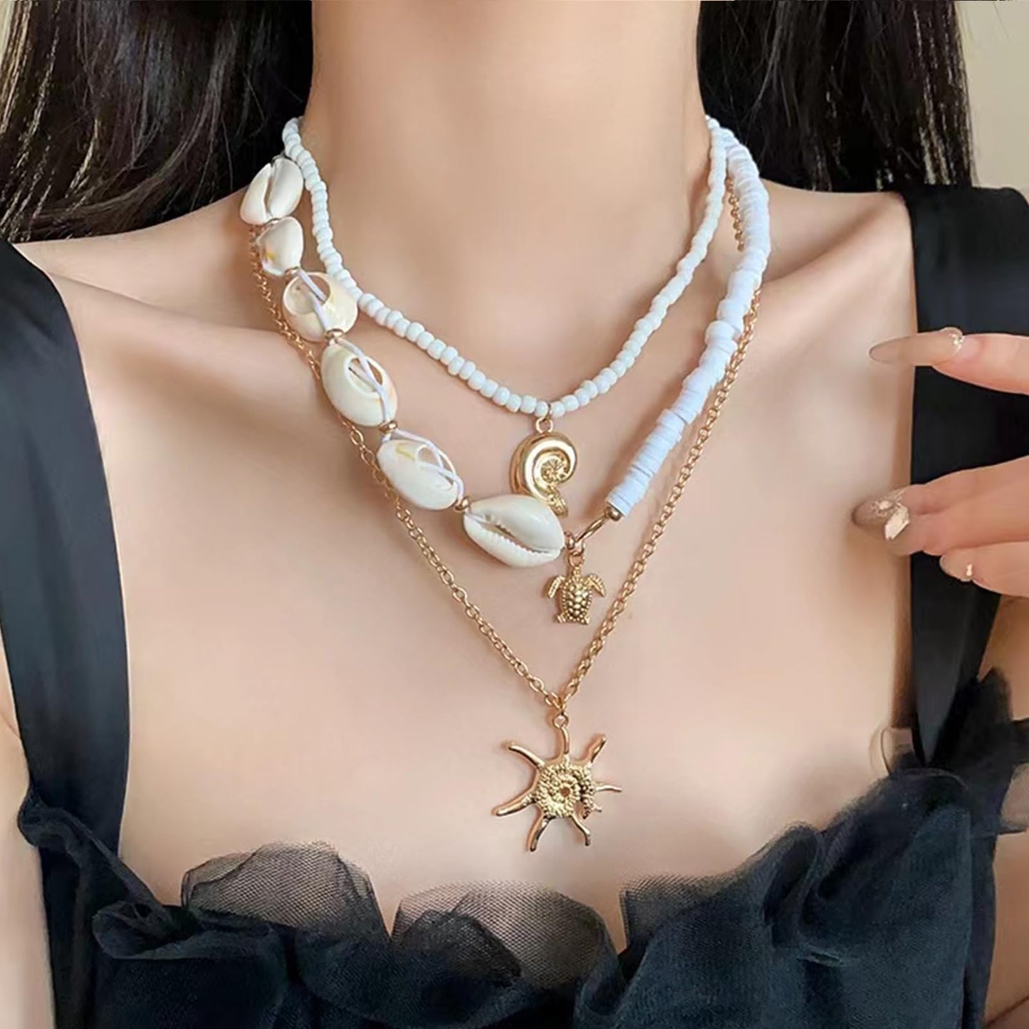 Shell Necklaces for Women Layered Starfish Seashell Charm Necklace Beach Conch Jewelry Halloween Costume Women Stocking Stuffers