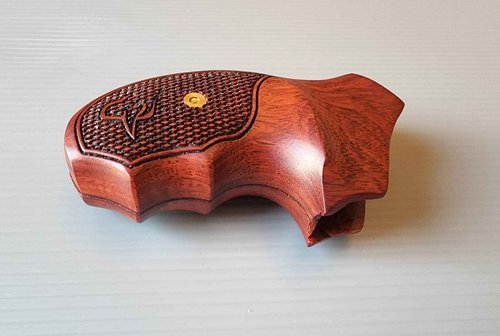 BMPL Deluxe Hardwood New Taurus Model 85 856 M M85 M856 .38 Special 2'' 2 inch Grips Hard Wood Laser Checkered Finger Groove Handmade Handcraft