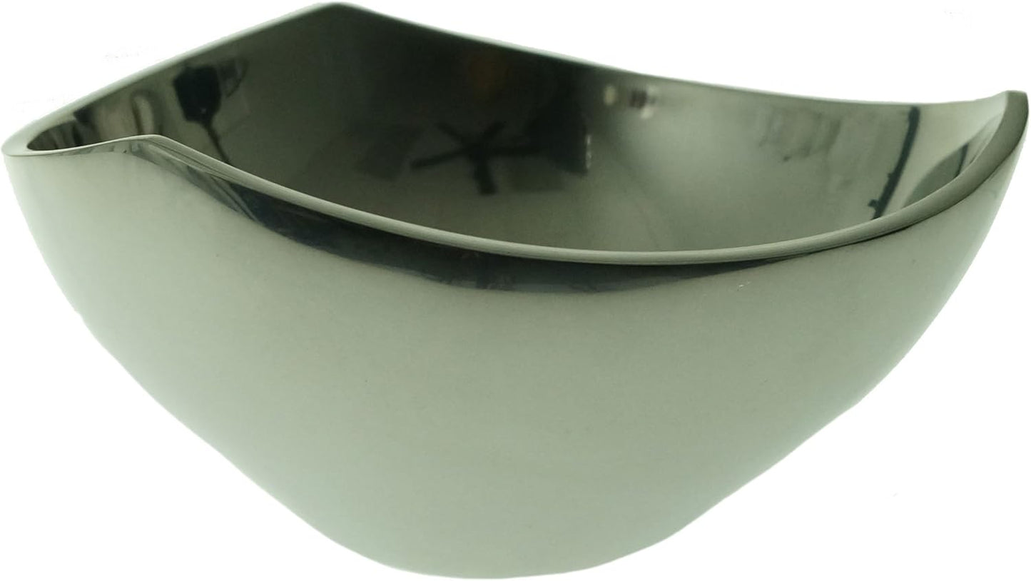 Nambe Tri-Corner Salad Bowl | Chilled Serving Dish for Side Dishes, Pasta, Guacamole | Prep-Ahead-Bowl Can Be Heated or Chilled | 9-Inch | Made of Metal Alloy (Silver)