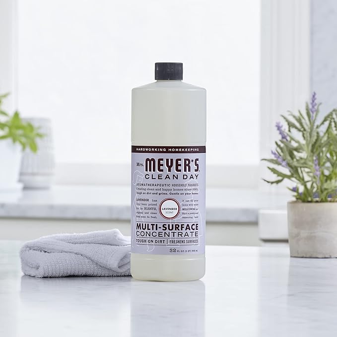 Mrs. MEYER'S CLEAN DAY Multi-Surface Cleaner Concentrate, Use to Clean Floors, Tile, Counters, Lavender, 32 fl. oz