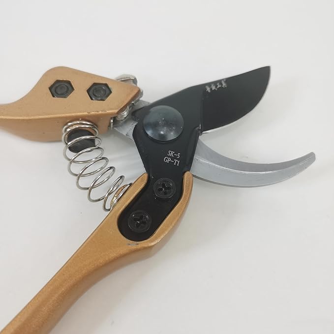 Pruning Shears for Gardening, Garden Scissors and Clippers for arthritis weak, Professional Branch Garden Secateurs (Gold)