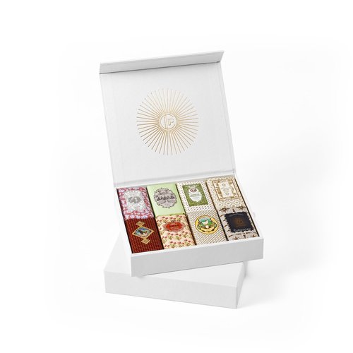 Claus Porto - Classico 8 Mini Soaps Gift Box | Rich, Smooth, Creamy | Handcrafted, Individually Wrapped, Aromatic, Luxurious, Long Lasting (50g each)