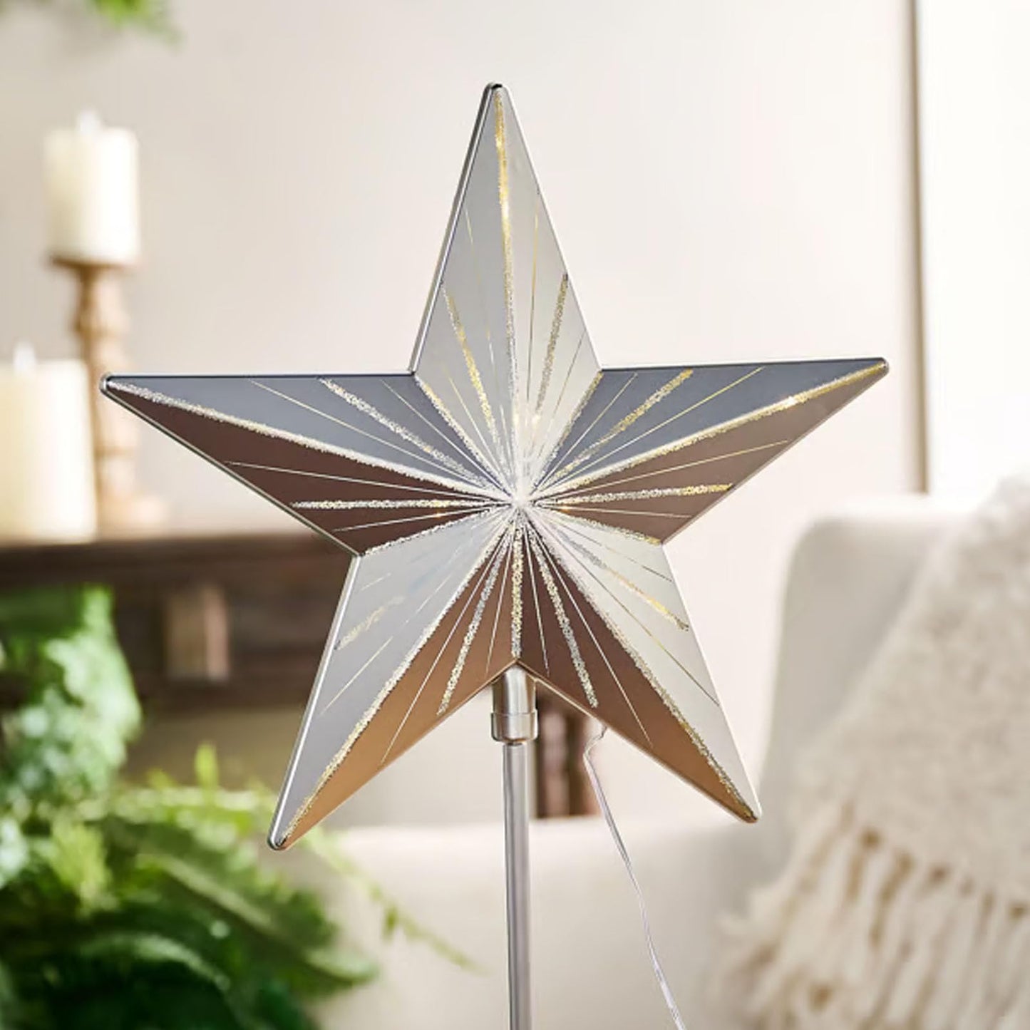 Starry Night Gingerbread Tree Topper– 5 Point Resin Tree Top Star, Whimsical Holiday Magic Christmas Tree Decorations, Elegant and Dazzling Star for Holiday Home Décor (Silver)