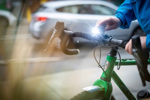 Portland Design Works City Rover 700 USB Rechargeable Headlight + Topeak The Mini 9-Function Bicycle Tool
