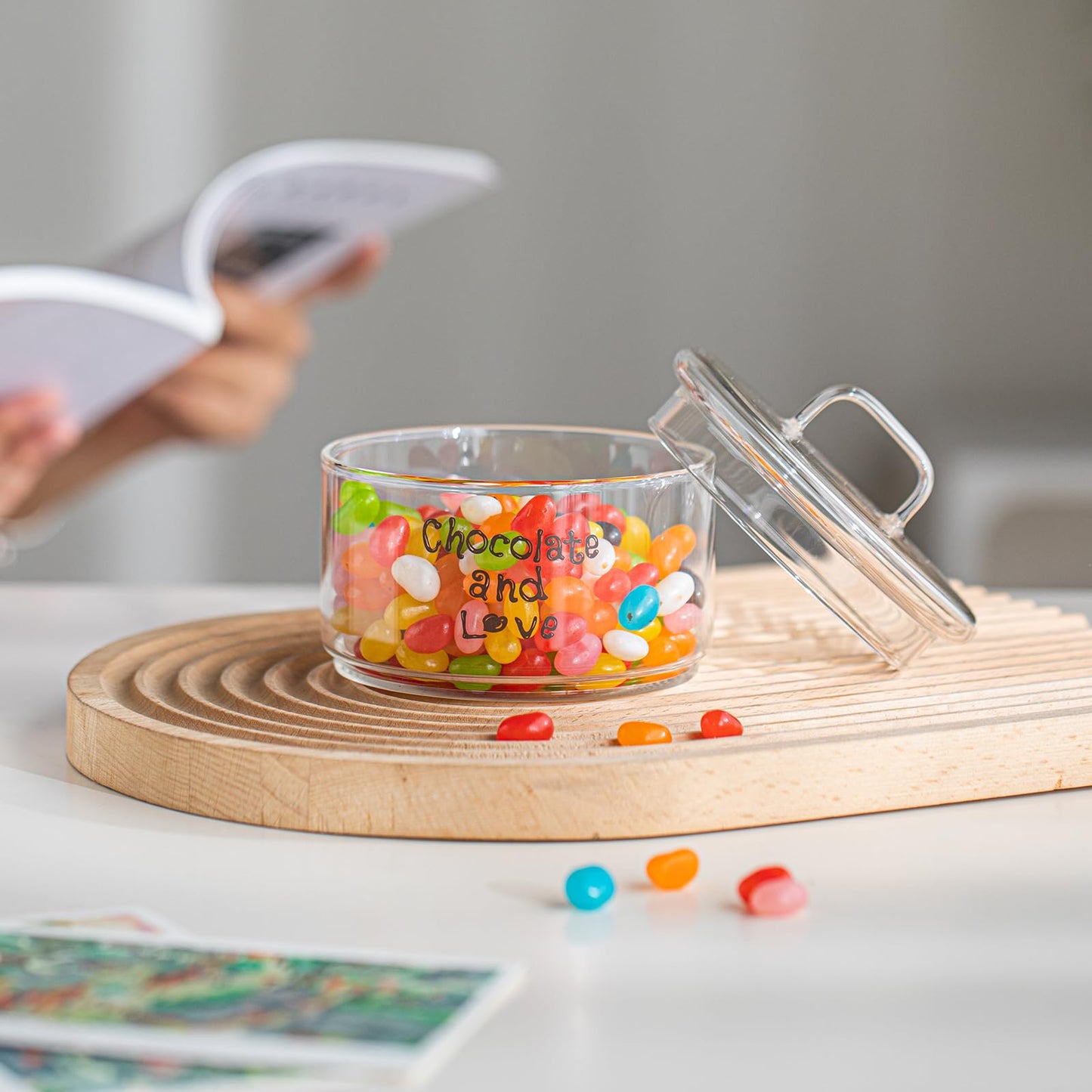 Glass Candy Dish with Lid Covered Candy Bowl Decorative Cookie Jar Clear Salad Bowl Buffet Storage Container for Home Kitchen Coffee Table Office Desk and Party Wedding