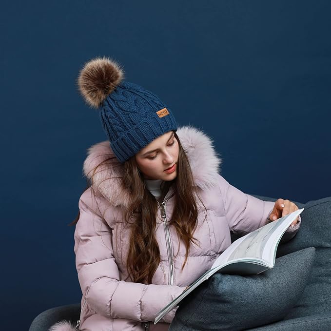 REDESS Women Winter Pompom Beanie Hat with Warm Fleece Lined, Thick Slouchy Snow Knit Skull Ski Cap
