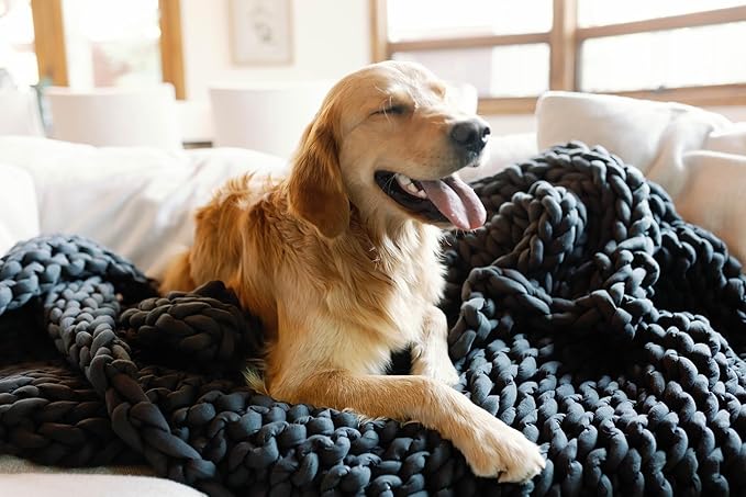 Nuzzie Chunky Knit Blanket - Breathable, Cooling, Hand Made Knit Throw Blanket for Sleep - Machine Washable, Stylish Decor Design (Dusty Rose, Full | 16lbs | 48"x72")