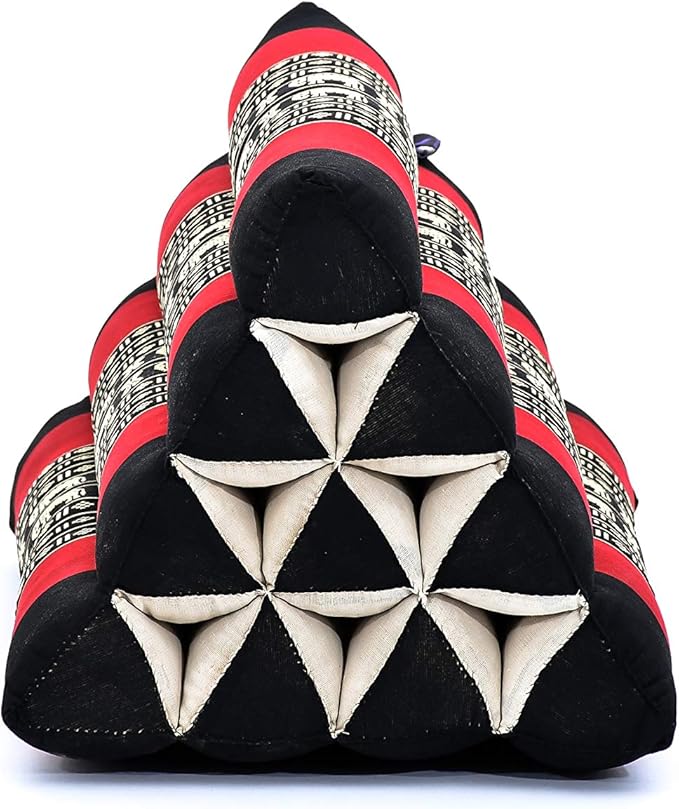 Leewadee Triangle Cushion – Comfortable Backrest for TV or Reading, Incline Pillow for Relaxing Made of Kapok, 20 x 13 x 13 inches, Black Red