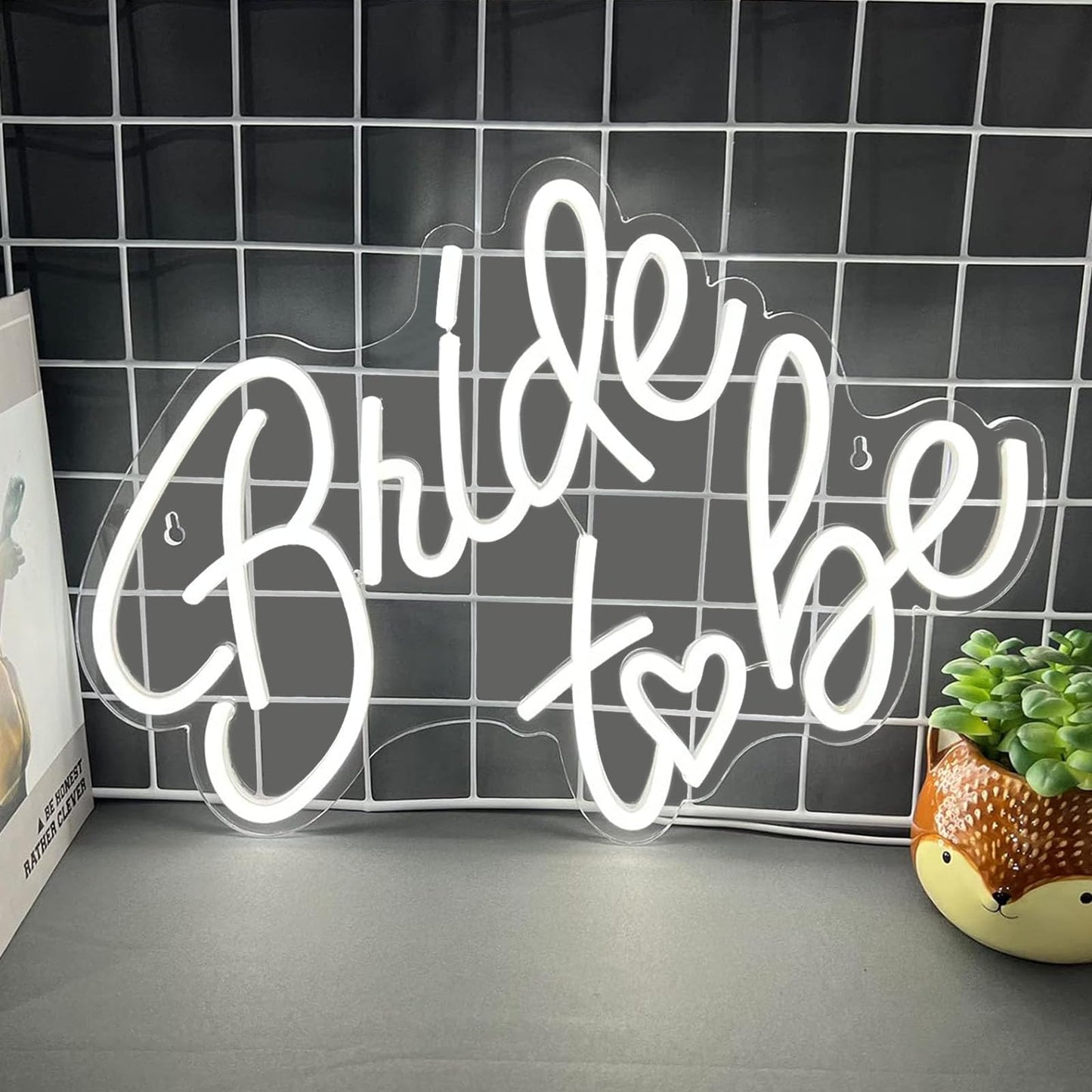 Bride to be Neon Sign, White LED Neon Light Signs USB Wedding Light Signs for Bridal Shower Bachelorette Engagement Party Backdrop with 15 Pcs Balloon