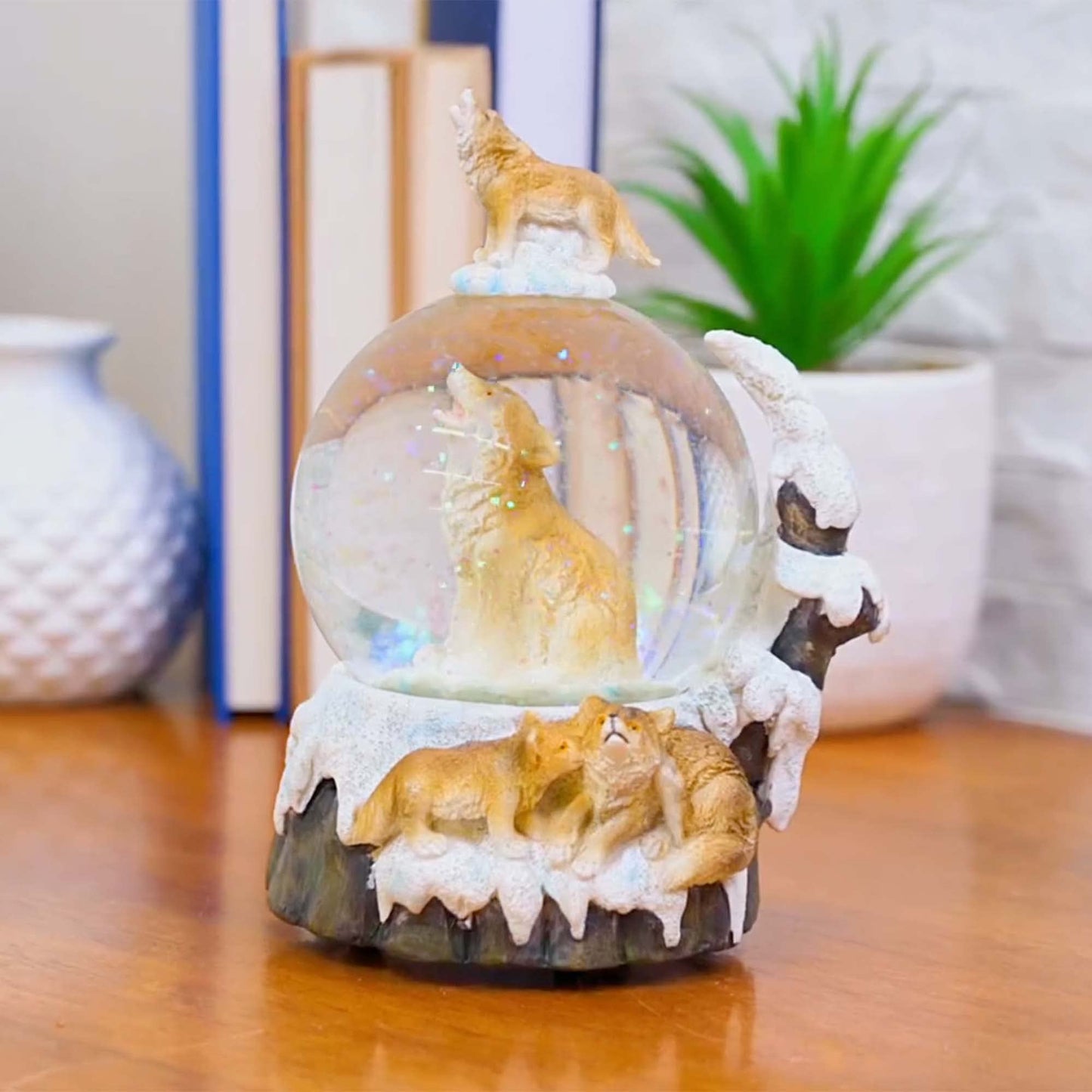 Elanze Designs Howling Glitter Wolf with Babies Tabletop Dresser Nightstand Figurine Decoration 100MM Sturdy Water Wind Up Musical Snow Globe Plays Tune Born Free