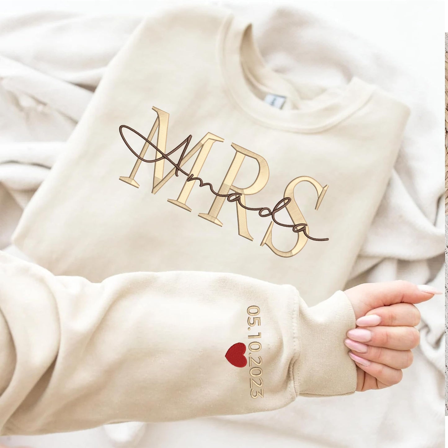 Givesmiles Custom Embroidered Mr & Mrs Sweatshirt & Hoodie, Personalized Couple Names, Custom Anniversary Date On Sleeve With Heart, Gifts For Wife, Husband, Gift For Anniversary, Couple Gifts