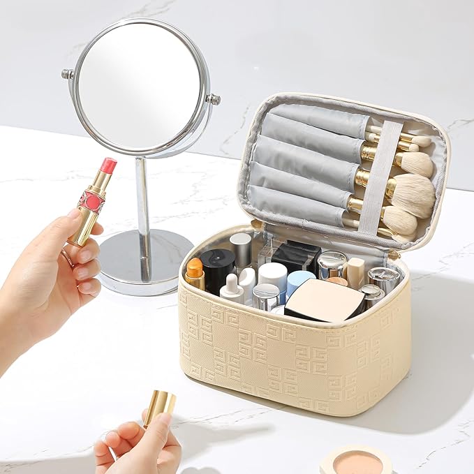 Meiyuuo Makeup Bag Large Cosmetic Bags for Women Girls Cute Travel Zipper Pouch Toiletry Organizer for Beauty Essentials Waterproof (Light Beige)