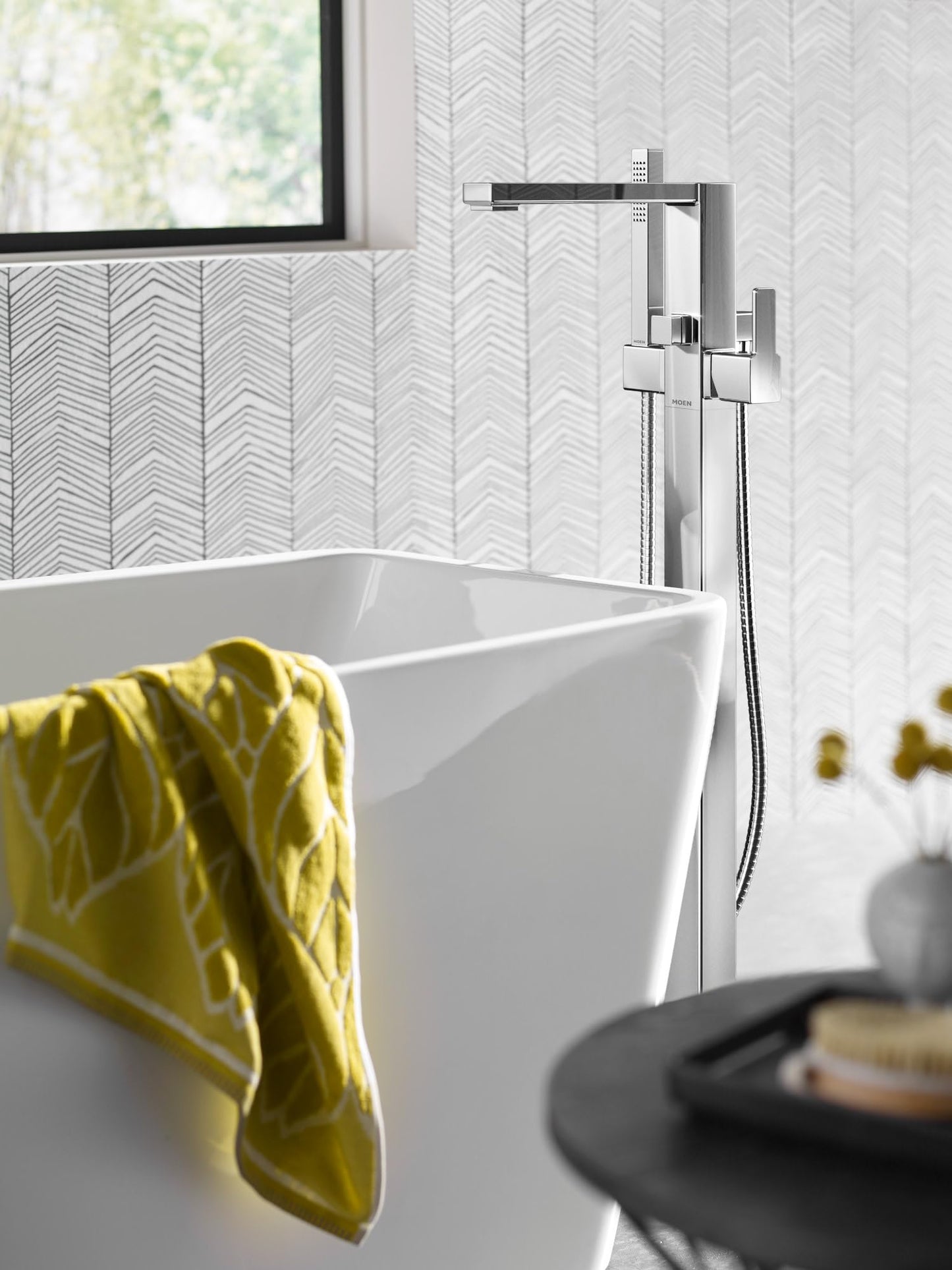 Moen S905BN 90 Degree One-Handle Freestanding Floor Mount Tub Filler with Handshower, Brushed Nickel