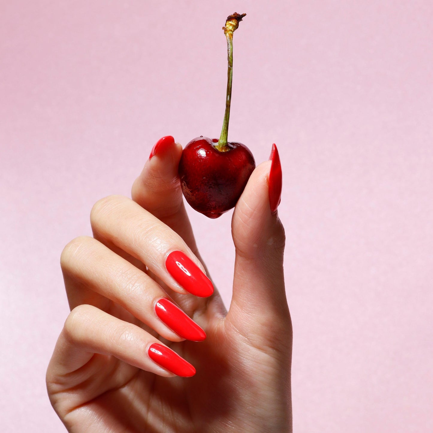LONDONTOWN lakur Nail Polish - Chip-Resistant, Non-Toxic, Conditions & Hydrates Nails | Glossy Bright Red, Maraschino Cherry, .4