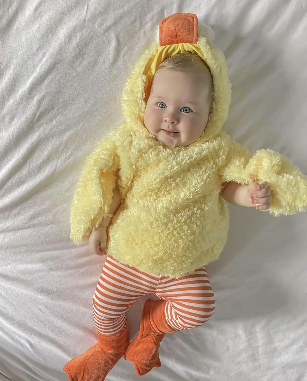 Twopumpkin Baby Chick Halloween Costumes Cute Infant Toddler Girl Boy Duck Costume Cape Sleeve Fuzzy Romper+Striped Leggings (Hooded Chicken 2pcs Yellow, 12-18 Months)