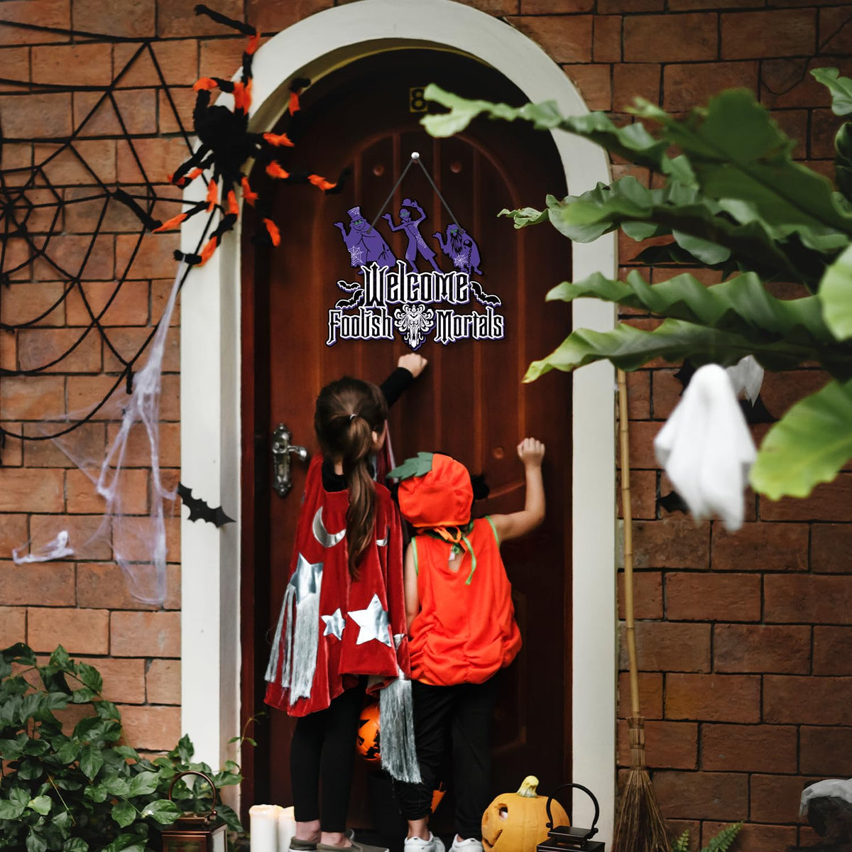 Halloween Welcome Foolish Mortals Wood Signs, Halloween Haunted House Decorations for Home Garden Door Hanging Printed Welcome Foolish Mortals Sign, Fun Haunted House Decor