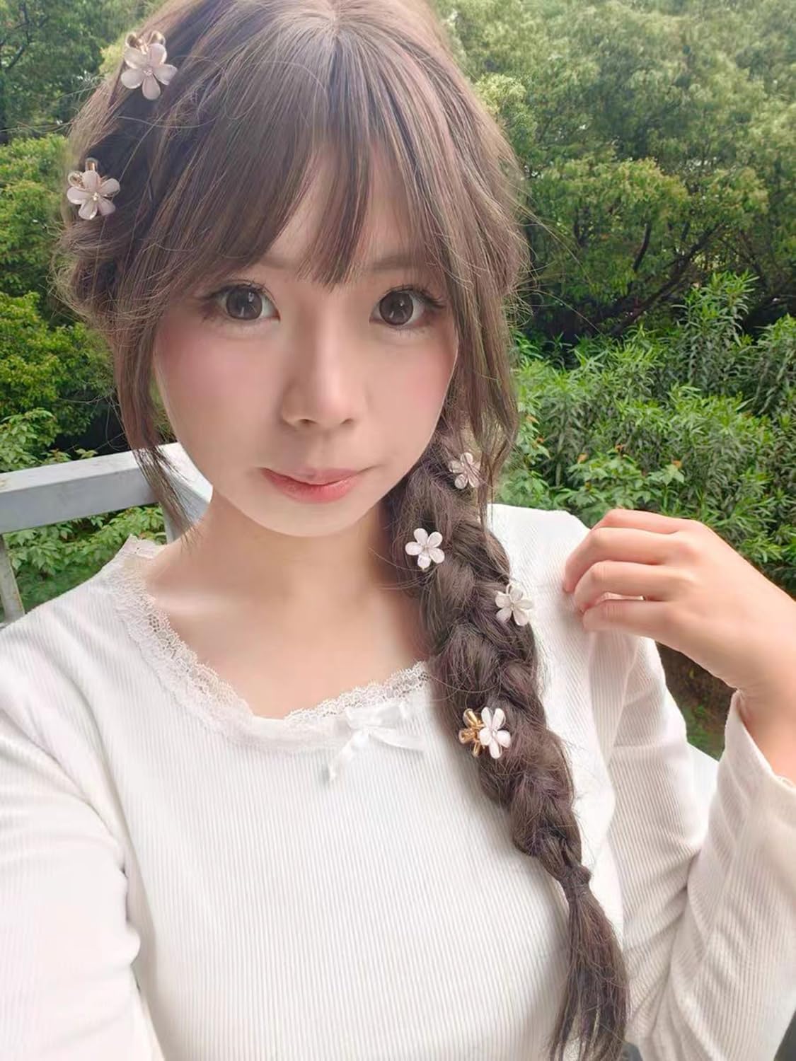 PreciRise 2 Pcs Small Mini Pearl Claw Clips with Flower Design, Sweet Artificial Bangs Clips Decorative Hair Accessories for Wom