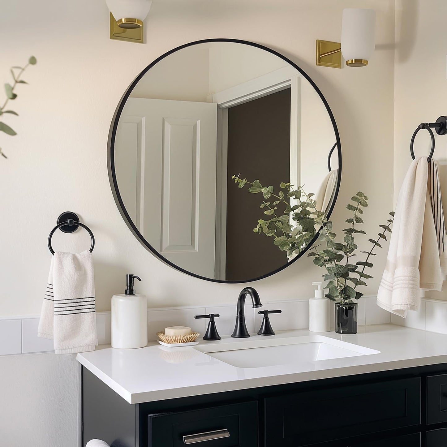 Sunniry Black Round Mirror, Round Mirror 24 inch, Black Circle Mirrors Metal Frame, Wall Mounted Mirrors for Living Room, Bathroom, Wall, Entryway, Rustic.