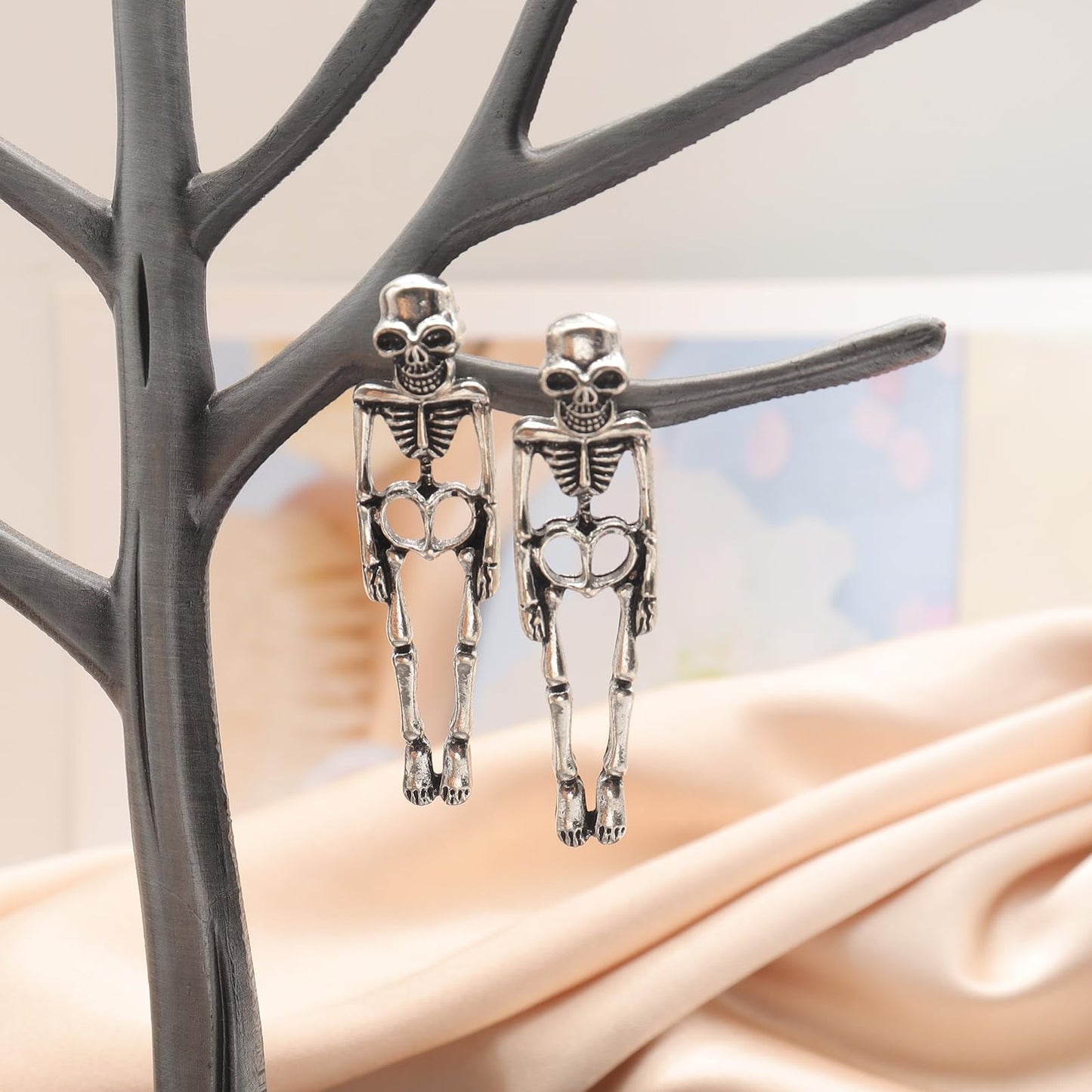 Halloween Gothic Skeleton Unique Earrings Punk Human Skull Funny Earrings Ghost Groom Bride Front Back Stud Earrings for Women