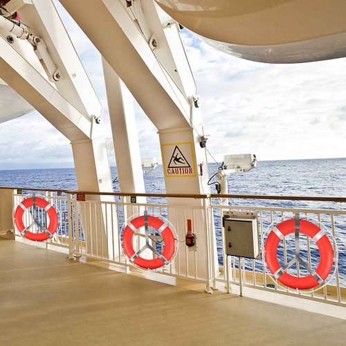 Life Ring, 28" Boat Safety Throw Rings, Life Preserver Ring with 98.5 FT Floating Rescue Rope