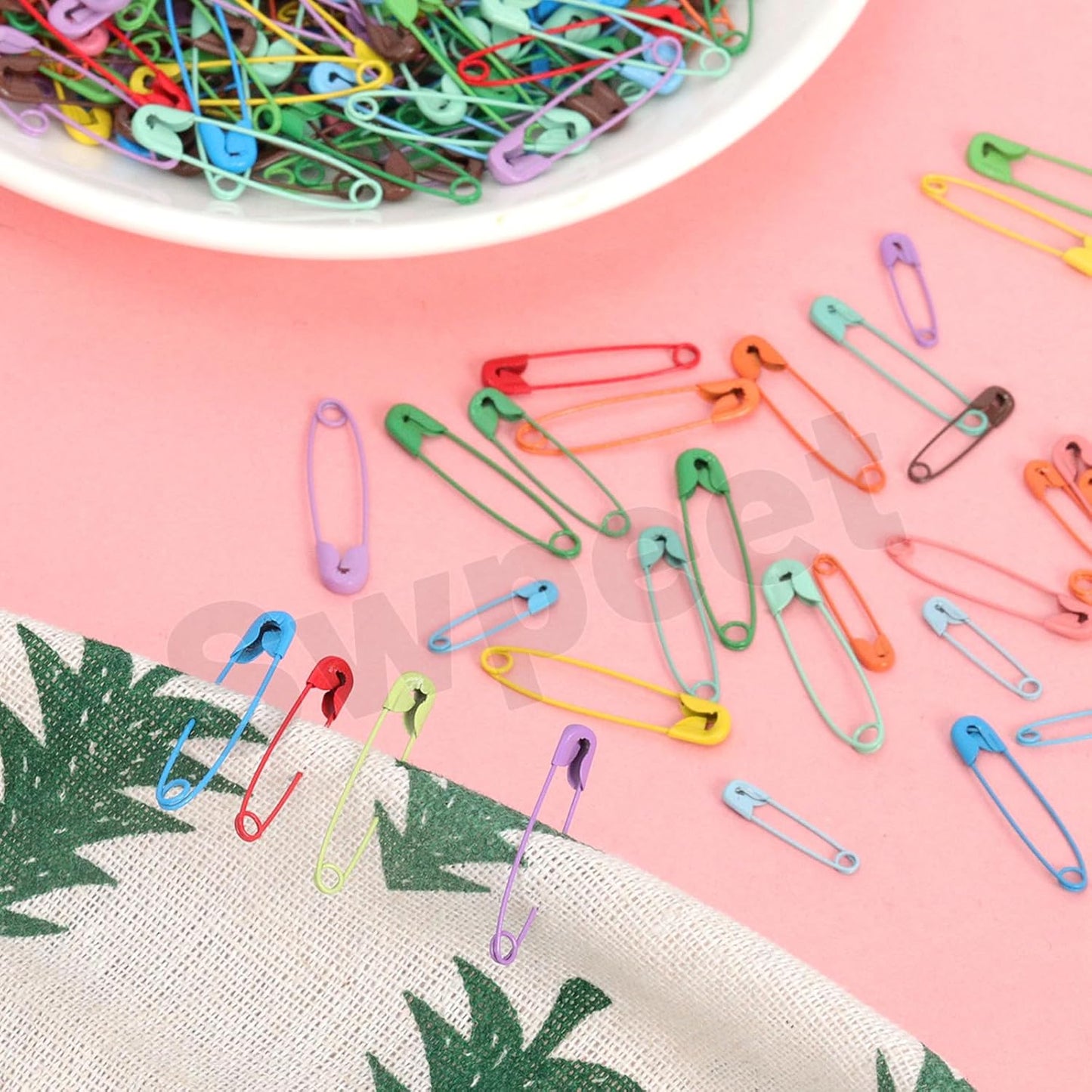 Swpeet 440Pcs 28mm/1.11 Inch Colorful Safety Pins Assortment Kit, Rust Resistant Steel Small Safety Pin Kit with Clear Case, Mini Safety Pins for Sewing, Clothes, Craft Arts