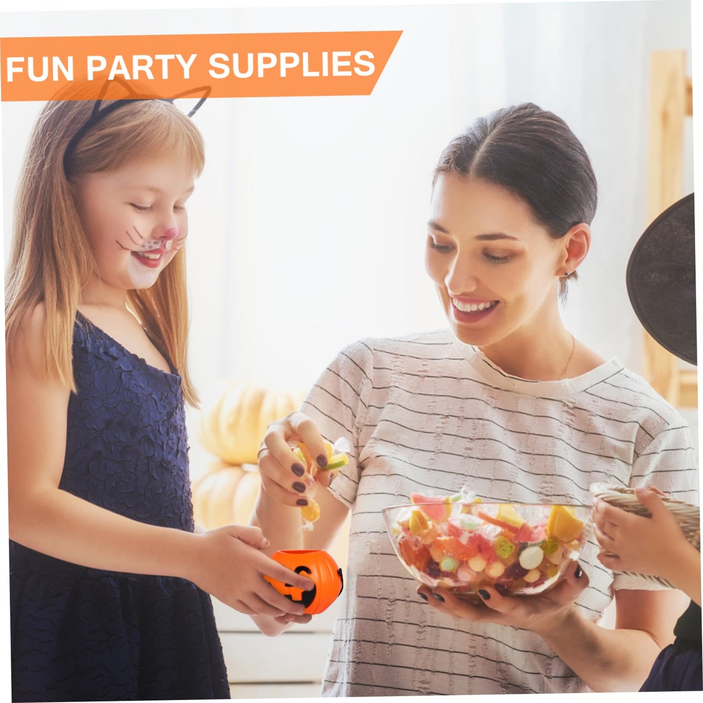 Toyvian 6pcs Mini Round Pumpkin Buckets - Portable Trick or Treat Candy Holders for Halloween