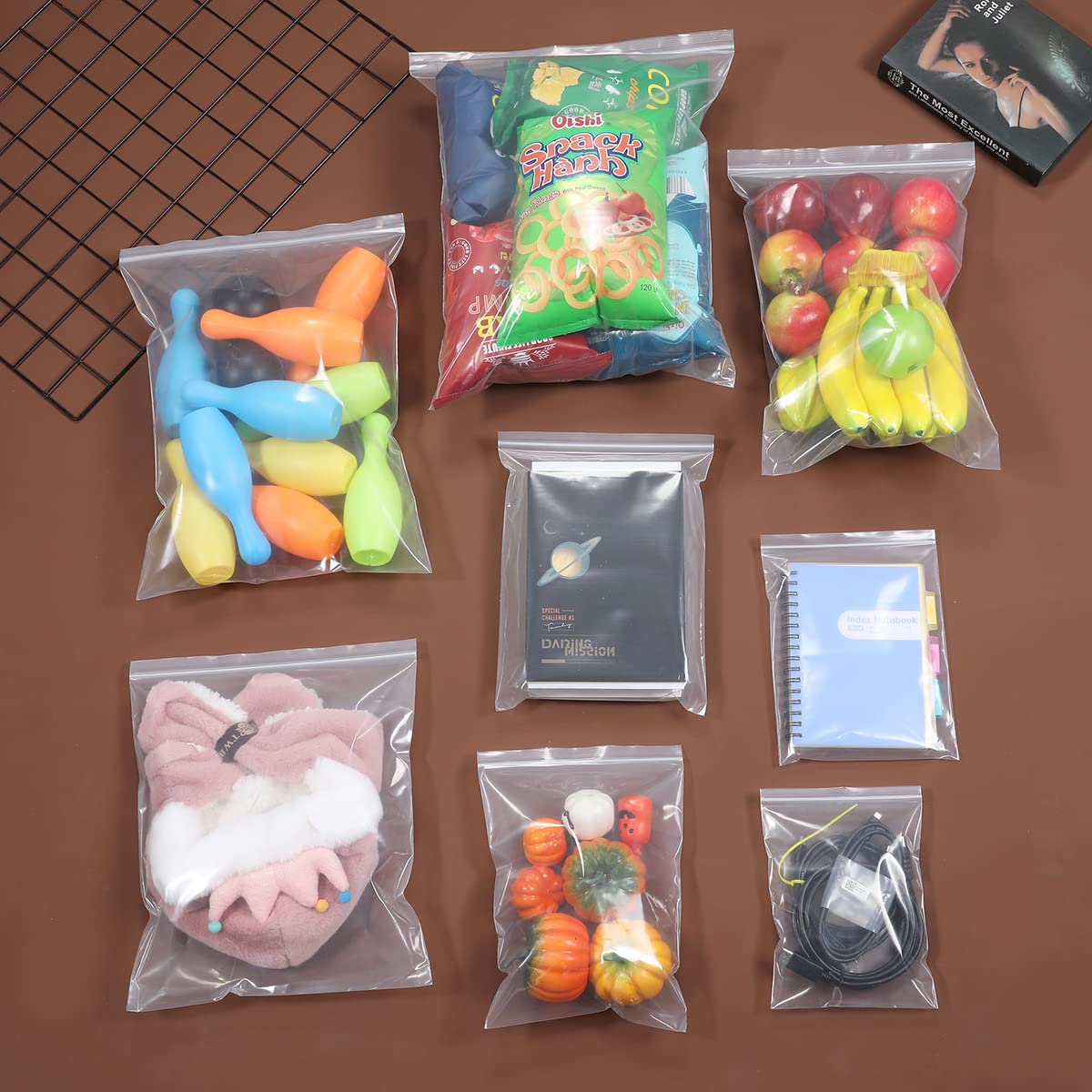 7 x 9 inches Thick 5 Mil Clear Zip Plastic Bags Lock Reclosable Poly Bag Seal Storage Bags With Zipper for Cards Envelopes Snacks Heavy-Duty 20Pack