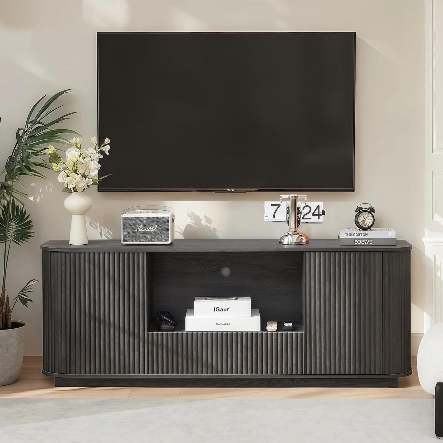 SZTHHDF 64" Fluted TV Stand for TVs Up to 75", Mid Century Modern Entertainment Center with Open Shelf and Drawer, Curved Profile Design, Media Console for Living Room, Bedroom(Black)