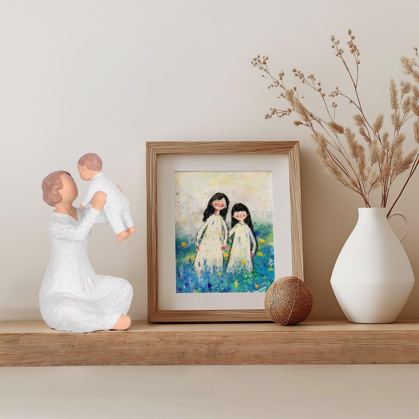 HJWHJW Grandma Gifts - Grandmother Figurine, First Time Grandma Gift, Birthday, Mother’s Day, Hand-Painted Resin Sculpture Keepsake