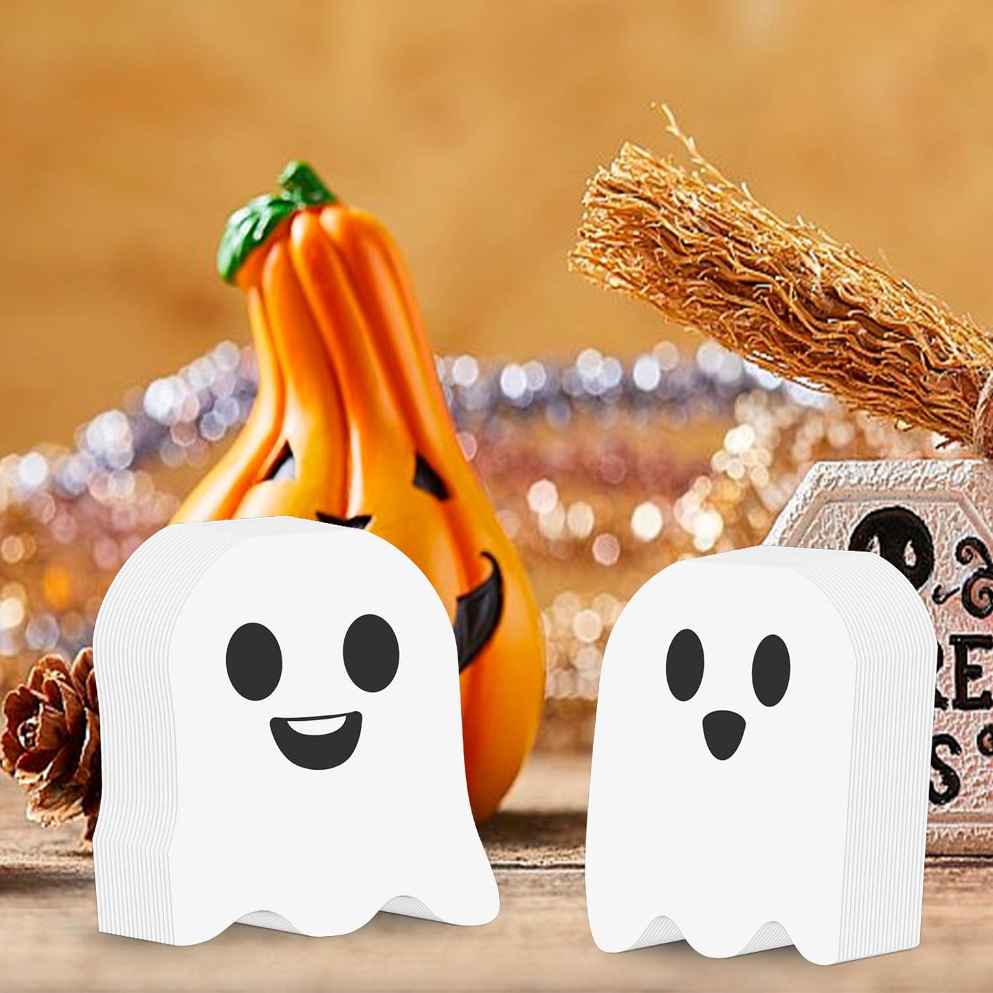 SULOLI 100 Pcs Ghost Napkins Halloween Napkins, Halloween Paper Napkins 2 Ply Disposable cocktail Napkins Tableware Decoration for Halloween Party Supplies