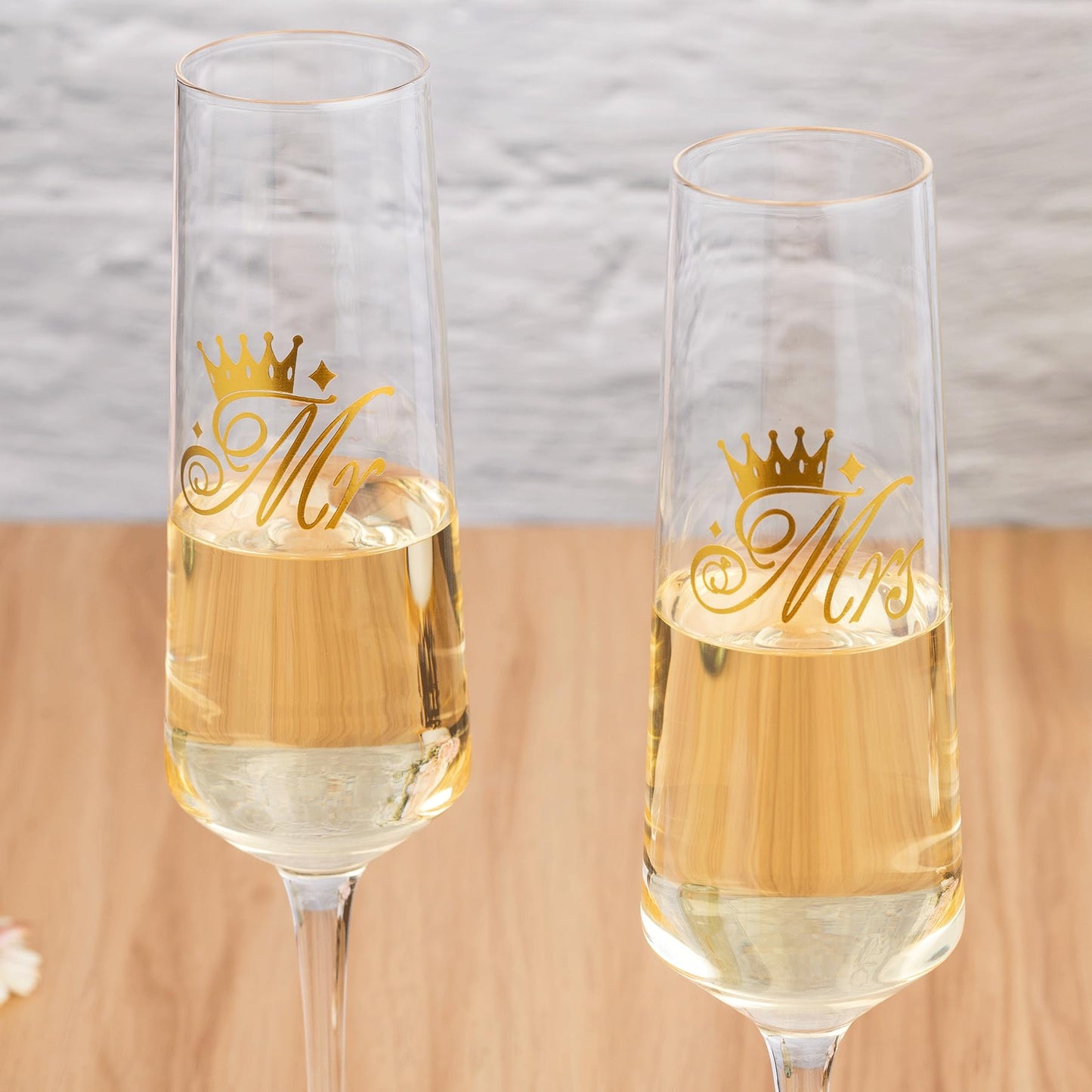 iooiluxry Gold Wedding Cake Knife and Server Set, Mr and Mrs Champagne Flutes Glasses with Cake Cutting Set for Wedding Bridal Shower Gifts